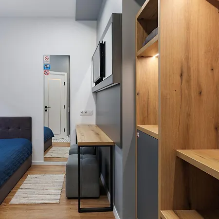 Jam Staroyevreyska 리비프