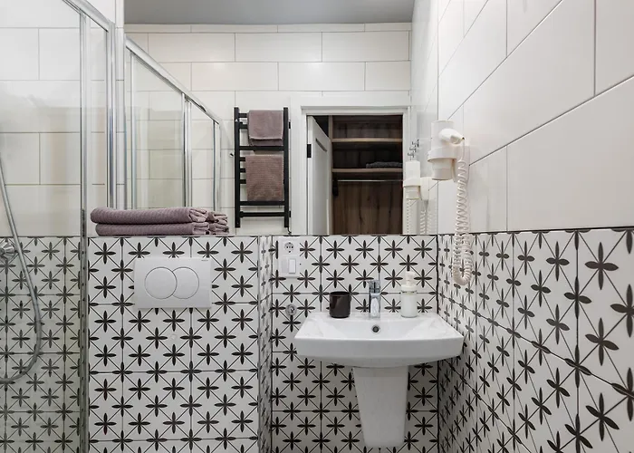 Jam Staroyevreyska מלון