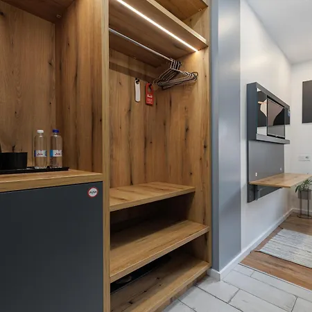 Jam Staroyevreyska *